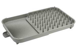 Joseph Joseph Šedý plastový odkapávač na nádobí Duo